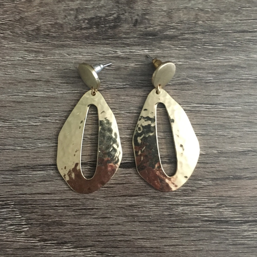 Gold textured earrings